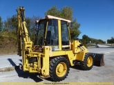 Komatsu_WB_98_A-2_4_5